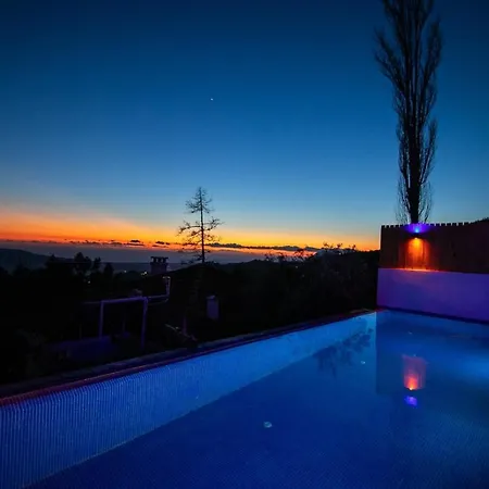 Villa Petra *
